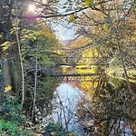 Folly View - Private, Peaceful With Stunning Views. Apartment Pateley Bridge