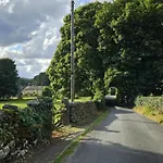 Apartment Folly View - Private, Peaceful With Stunning Views.