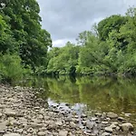 Folly View - Private, Peaceful With Stunning Views. Apartment Pateley Bridge