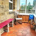 Folly View - Private, Peaceful With Stunning Views.