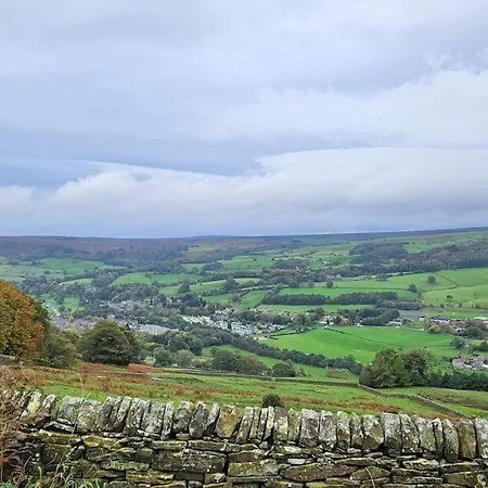 Folly View - Private, Peaceful With Stunning Views. Pateley Bridge