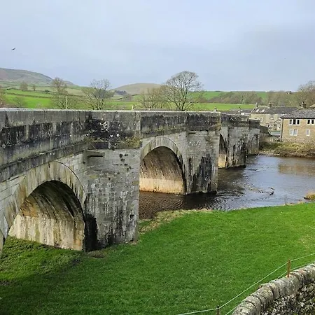 Folly View - Private, Peaceful With Stunning Views. Apartamento Pateley Bridge