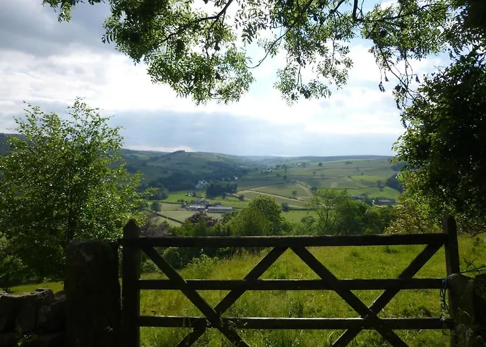 Folly View - Private, Peaceful With Stunning Views. Appartement