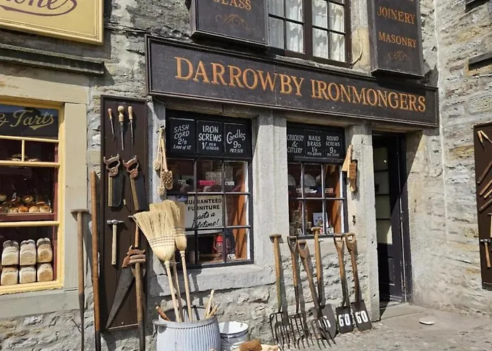 Folly View - Private, Peaceful With Stunning Views. *