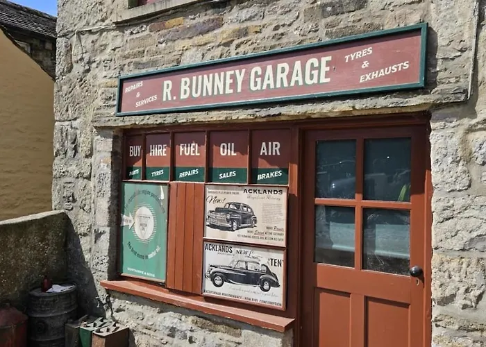 Folly View - Private, Peaceful With Stunning Views.