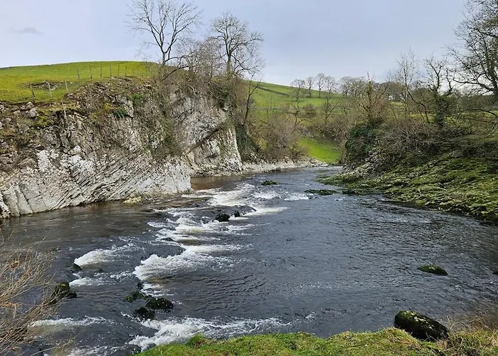 Folly View - Private, Peaceful With Stunning Views.