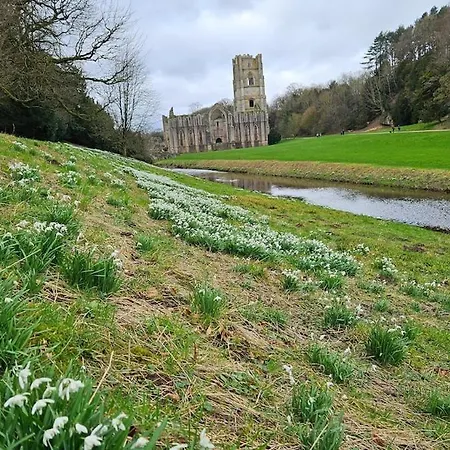 شقة Folly View - Private, Peaceful With Stunning Views. جسر باتيلي