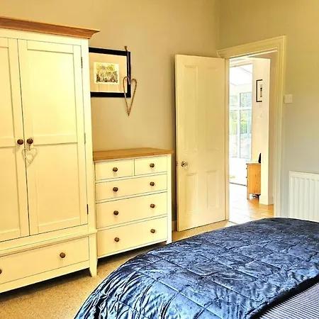 شقة Folly View - Private, Peaceful With Stunning Views. جسر باتيلي